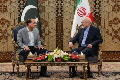 قالیباف در دیدار عاصم منیر: از حقوق ملت و کشورمان عدول نمی‌کنیم