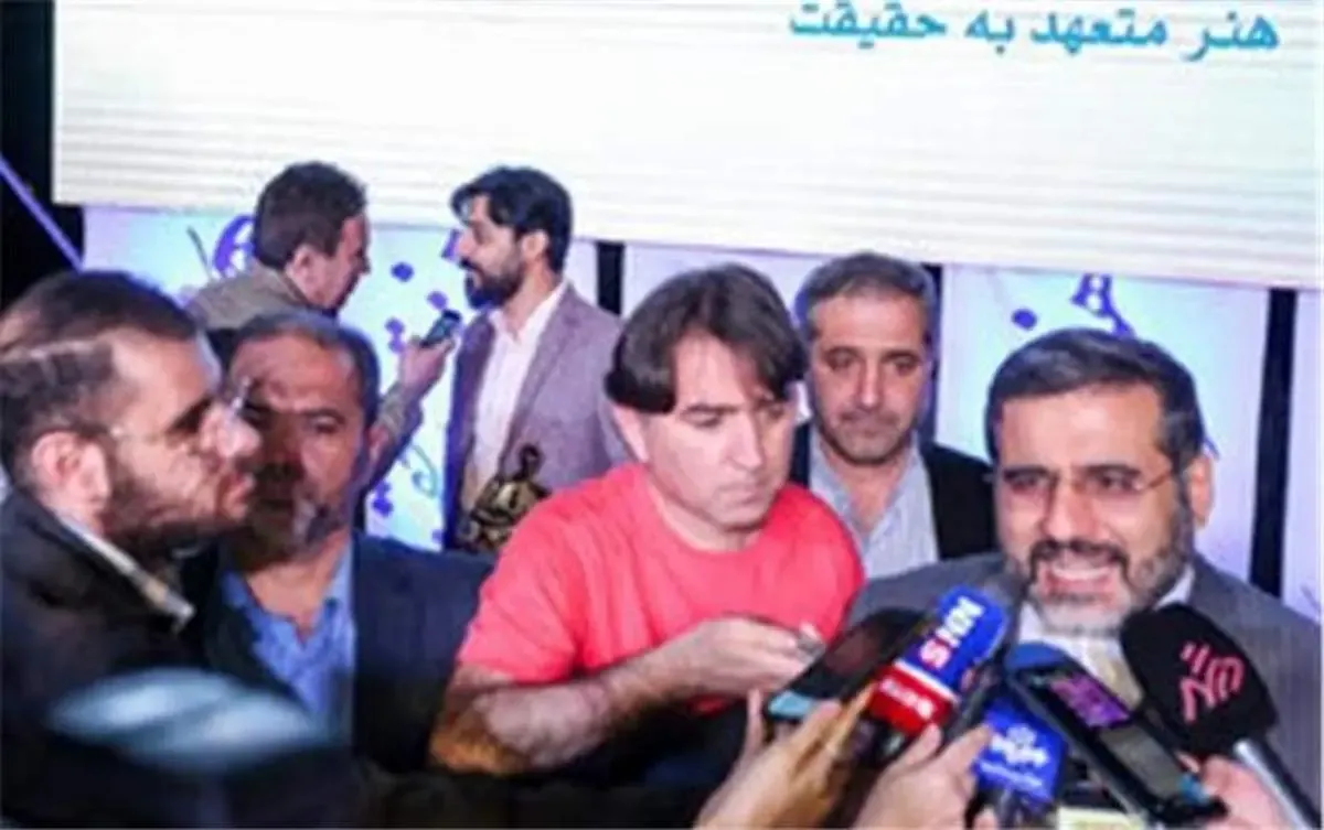 فضای کار برای هنرمندانی که اظهار پشیمانی کرده‌اند فراهم است/  از هنرمندان تئاتر عذرخواهی می‌کنم