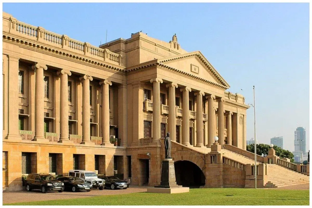 سریلانکا به مناسبت شهادت رئیسی عزای عمومی اعلام کرد