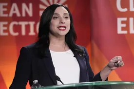 واکنش نماینده ایرانیتبار کنگره آمریکا به بمباران دانشگاه شریف