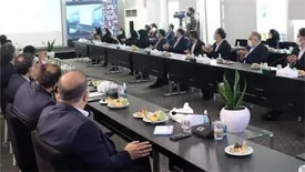 همایش فصلی مدیران بیمه دی برگزار شد