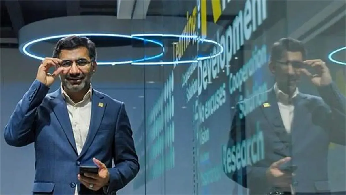 ایرانسل به‌دنبال برقراری ارتباط همه‌جانبۀ دیجیتال بین مردم است