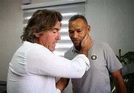 مذاکره استقلال با دو مربی برای فصل بعد