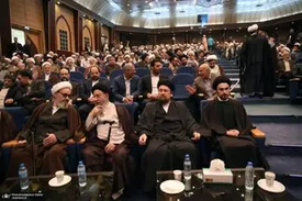 پوشش متفاوت پسر سیدحسن خمینی / عکس