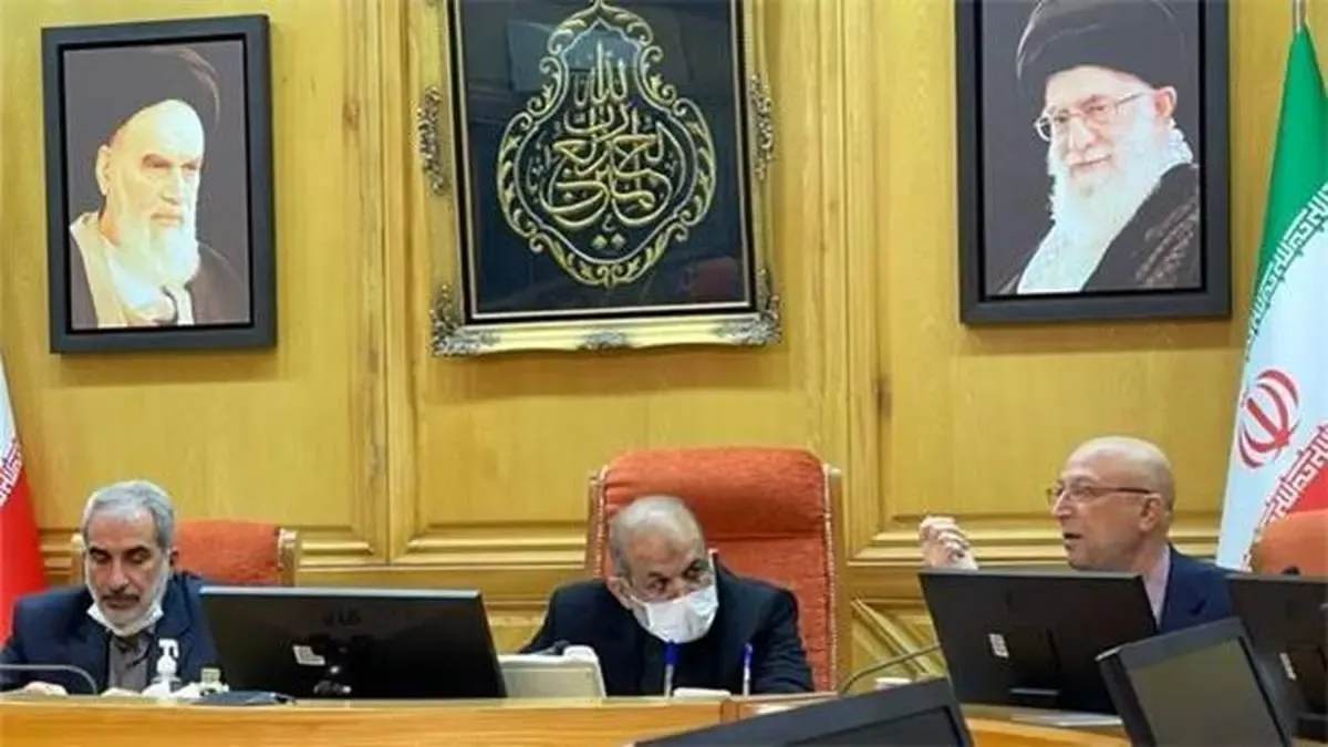 وزیر کشور خواستار بازگشایی مدارس و دانشگاهها شد