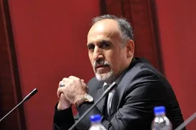 پیش بینی یک مقام بانک مرکزی درمورد بازار ارز / قیمت دلار به کجا می رسد؟