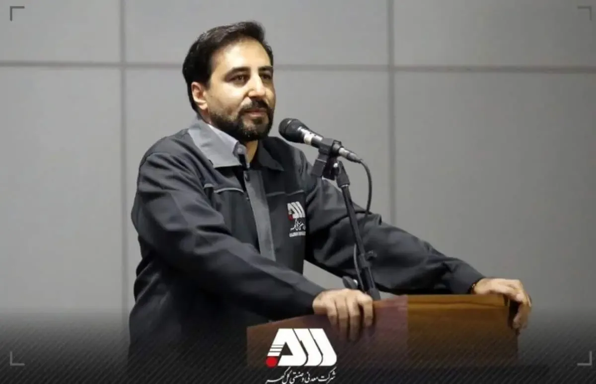 ایمان عتیقی مرد سال فولاد ایران شد