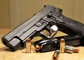 تیراندازی پلیس در تعقیب خودروی مشکوک در دلیجان