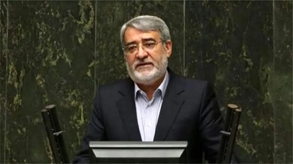 برای عزل شهرداران وزیر کشور هیچ اختیاری ندارد/ حتی در موضوع تحقیق و تفحص و بازرسی از امور شهرداری‌ها نیز موقعیتی تعریف نشده است