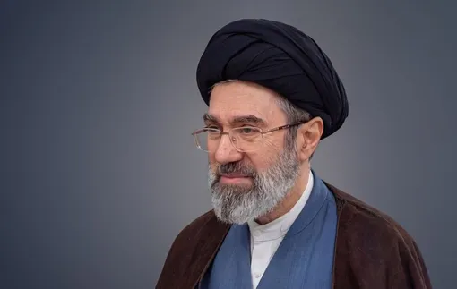 رهبر انقلاب چگونه انتخاب شدند؟