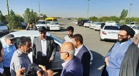 ببینید | دعوای نماینده مجلس و استاندار جلوی چشم وزیر |من با نامرد دست نمی‌دهم!