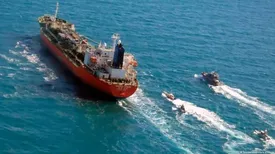 فیلم توقیف یک کشتی توسط سپاه منتشر شد