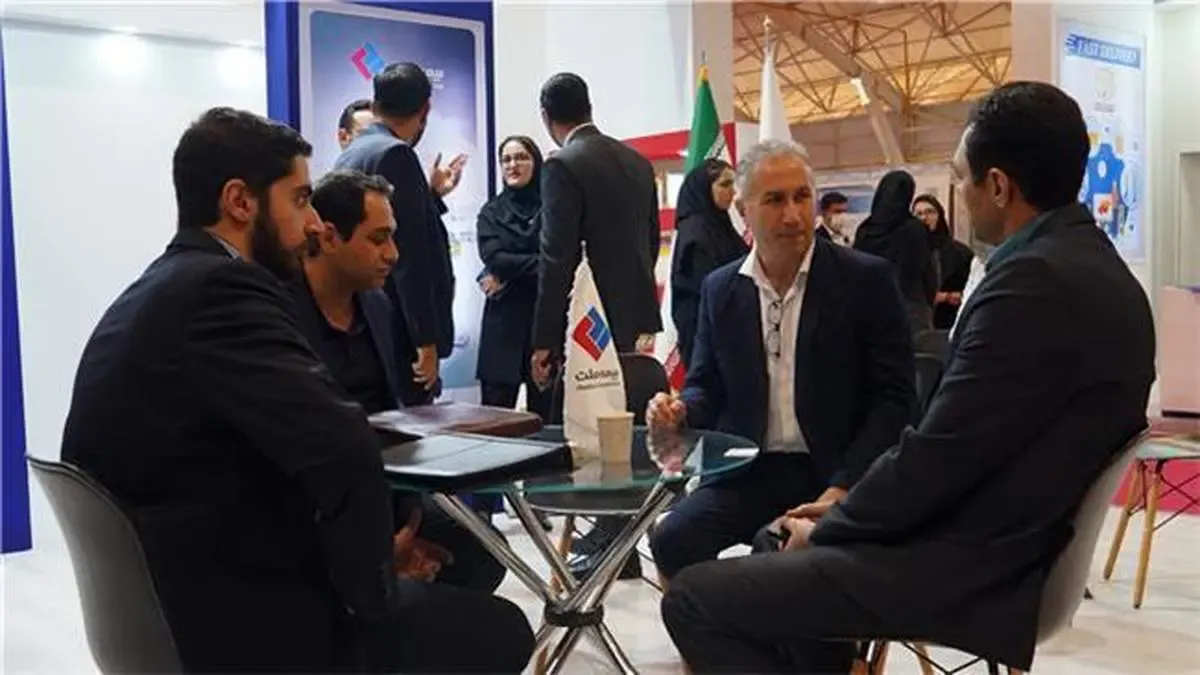 حضور بیمه ملت در پانزدهمین نمایشگاه بین‌المللی و تخصصی تجهیزات صنعت نفت، گاز و پتروشیمی