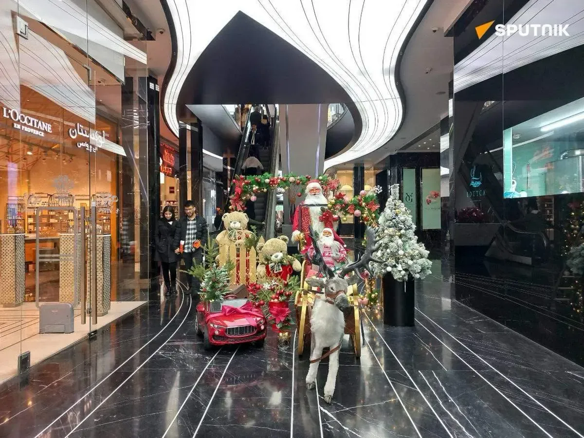 کریسمس در یکی دو پاساژ شمال شهر تهران!