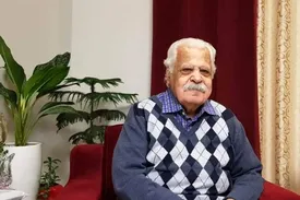 هرگز تافته‌ جدابافته نبوده‌ام