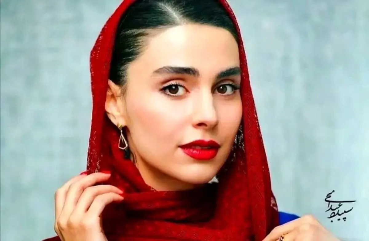 استایل فوق زیبا و صورتی لاله مرزبان بازیگر سریال آبان