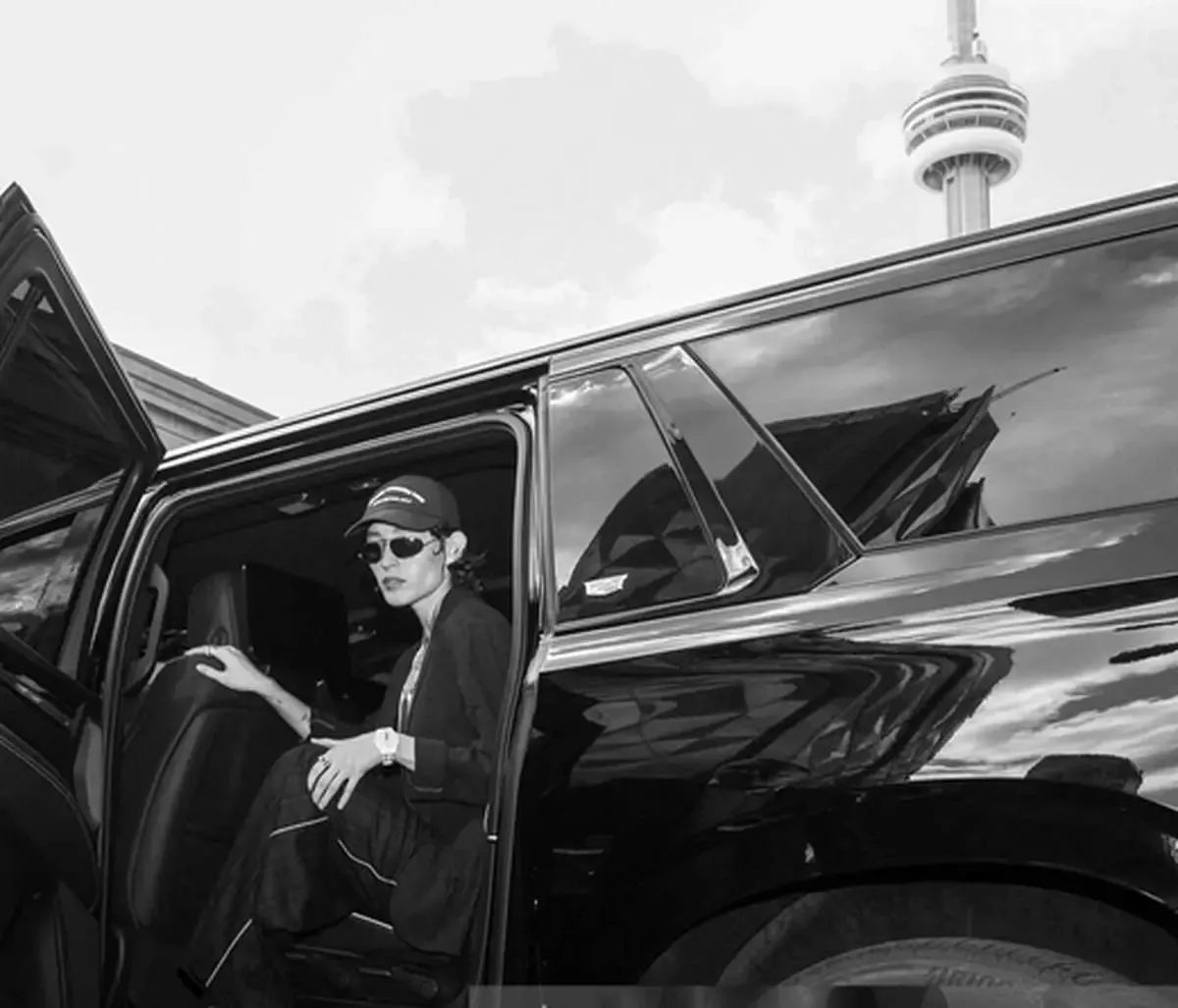 فرشته حسینی به کانادا پناهنده شد