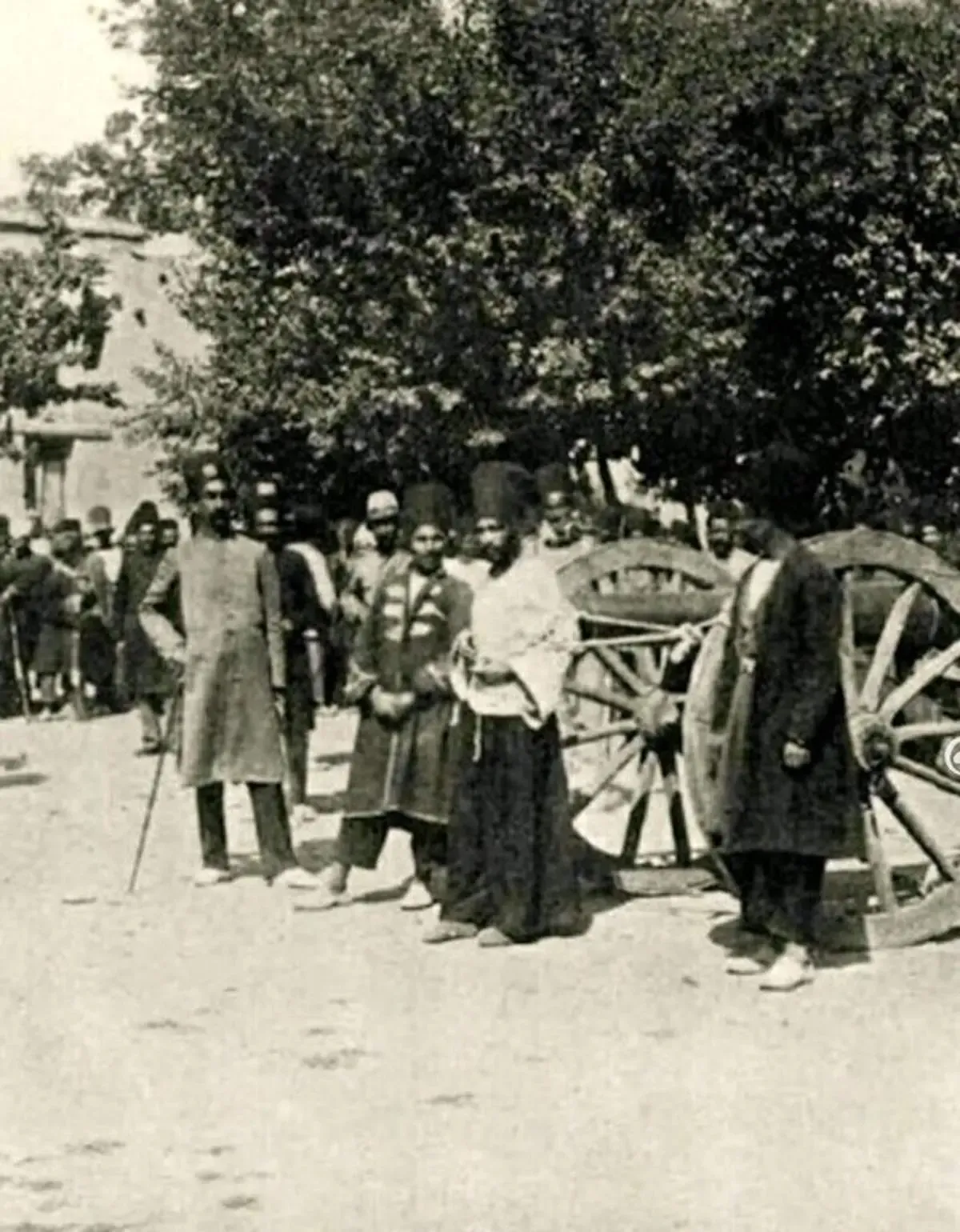 شاه قاجار در سرخه حصار چطور به استقبال مهمانش رفت