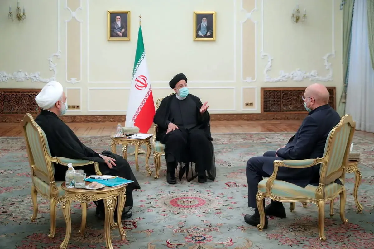 اگر تدبیر اقتصادی تغییر نکند تورم بالاتر از سال قبل خواهیم داشت/ تورم با شعار و جلسه مهار نمی‌شود