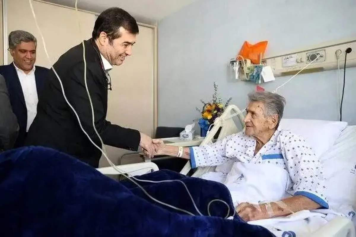 اسطوره استقلال درگذشت