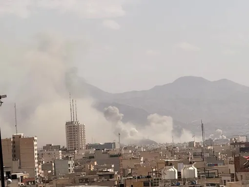 جزئیات روز سی‌ و یکم جنگ/دریابان تنگسیری به شهادت رسید/ تهران و تبریز دیشب زیر بمباران