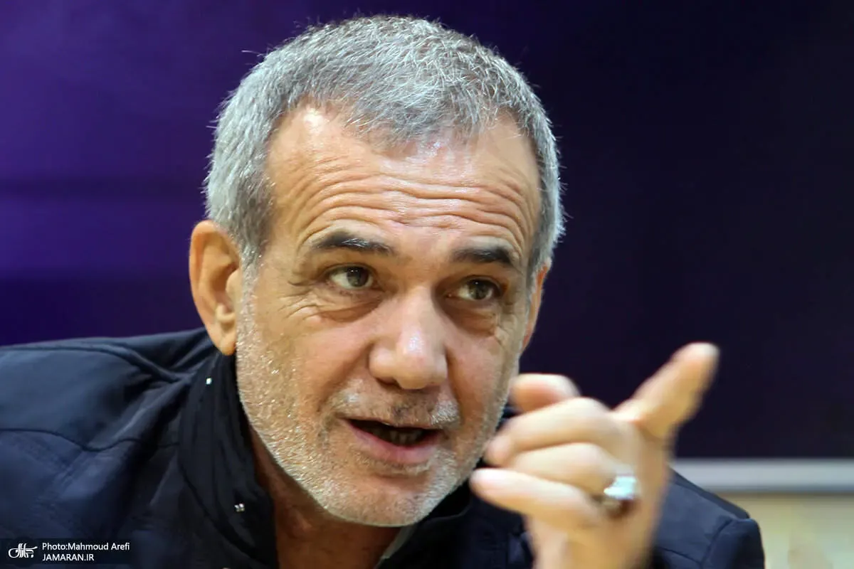 روزنامه جوان : پزشکیان را تایید صلاحیت کنید