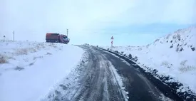 بارش برف شدید جمعه و شنبه در این مناطق/ جاده ها لغزنده است