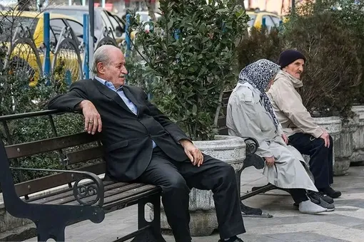 زمان پرداخت عیدی بازنشستگان و مستمری‌بگیران تامین اجتماعی مشخص شد