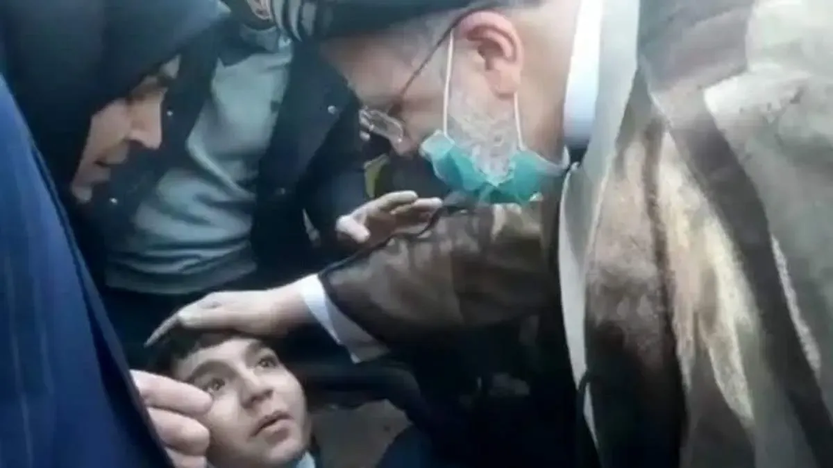 این کودک شیرین زبان در اثر نرسیدن دارو در ICU بستری شد