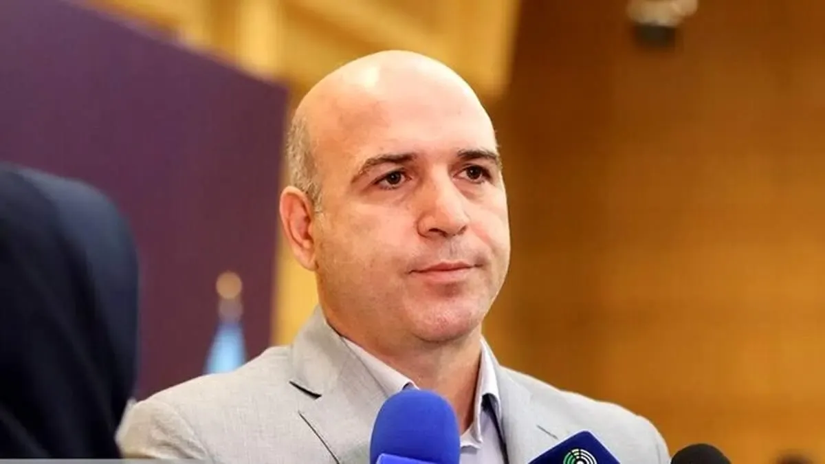 پشت پرده انحلال دستوری کانون صرافان | دبیر کانون: عقب‌نشینی نمی‌کنیم