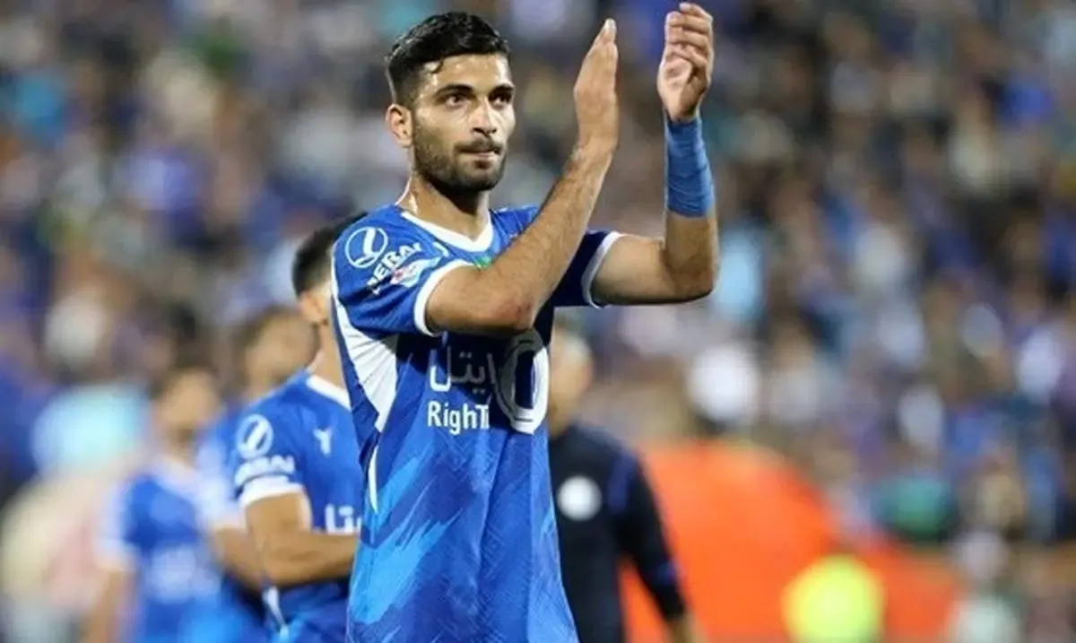 حرکت زشت حامدی‌فر و حمله به بازیکن ذوب آهن/ تصاویر