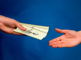 خبر فوری از سهام عدالت / این افراد به کارگزاری‌ مراجعه کنند