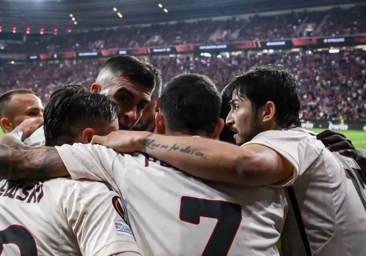 توهین عجیب هواداران بایرلورکوزن به سردار آزمون