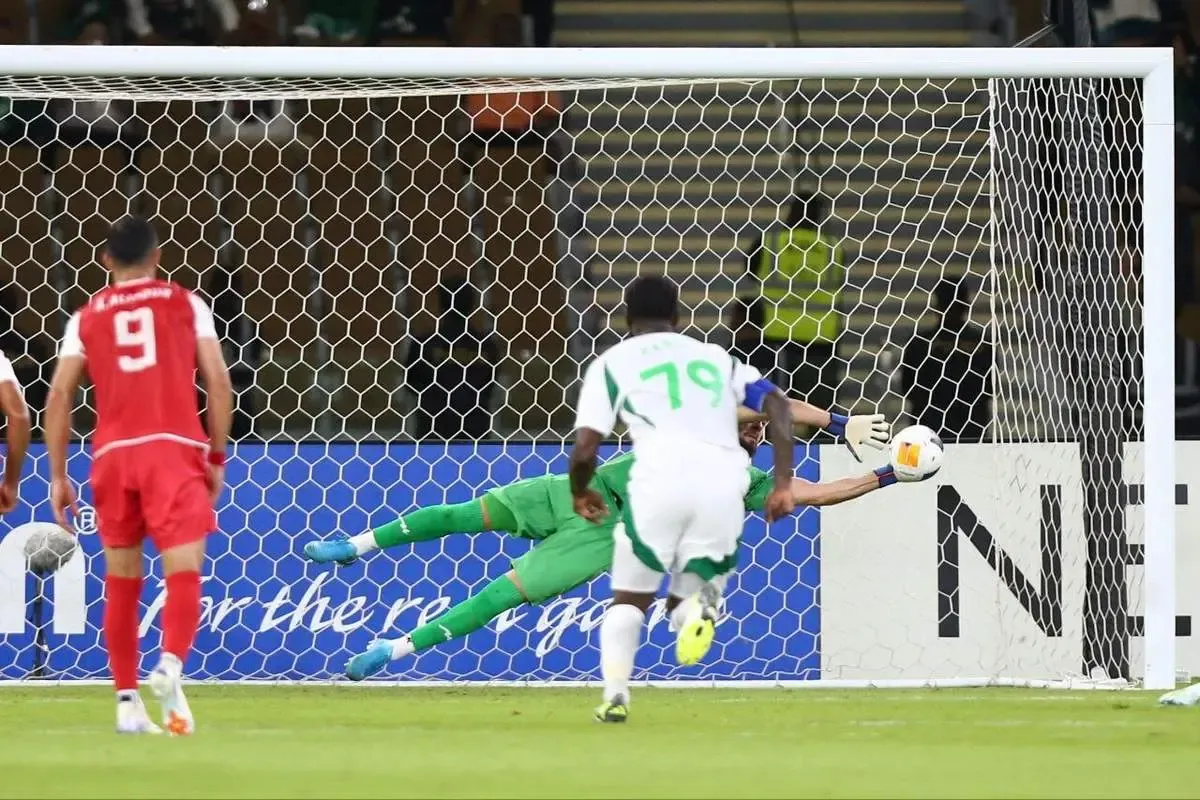 دیشب کسی دلش برای بیرانوند تنگ نشد!/ تصاویر