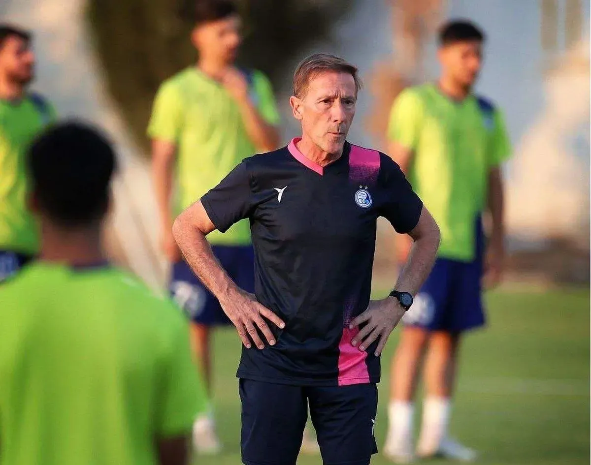 مربی استقلال تهدید کرد