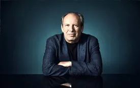 آهنگساز برنده اسکار آهنگ سرود ملی عربستان را می سازد