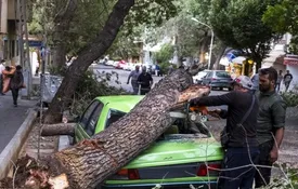 تهران امروز هم توفانی است | هشدار نارنجی؛ از تردد بی‌دلیل خودداری کنید