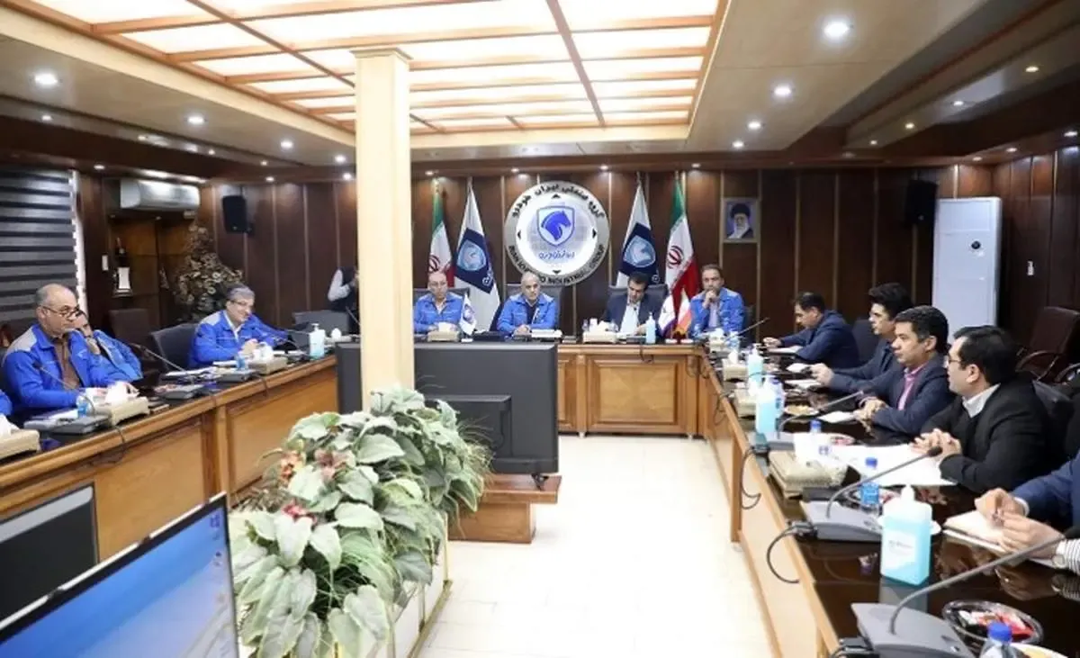 مدیرعامل بانک رفاه: بارزترین خصوصیت ایران‌خودرو حرکت به سمت فناوری‌های جدید است