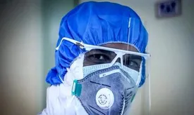 پرستارانی که بر سر دو راهی مانده اند