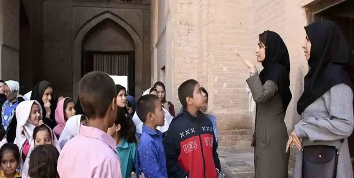 کودکان سواد گردشگری ندارند؟