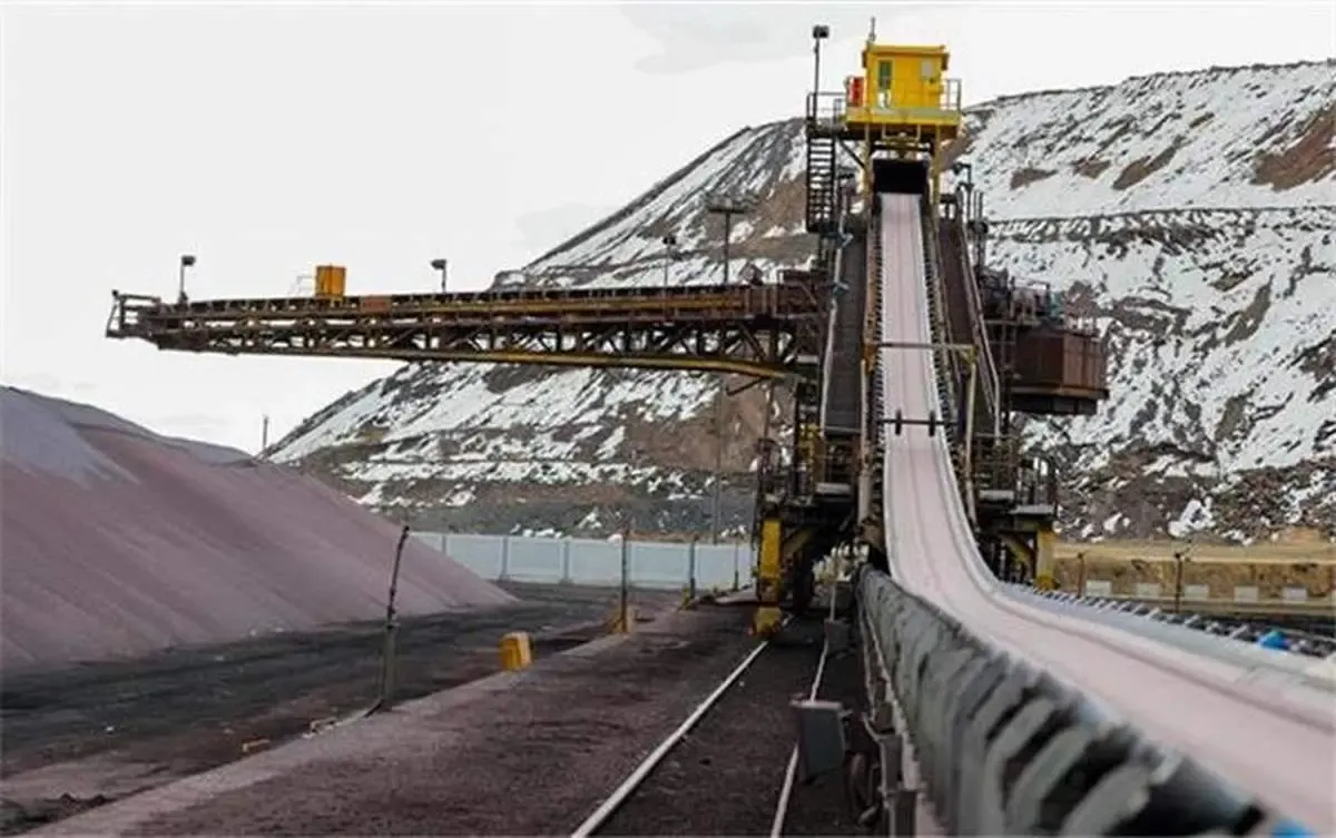 اصلاح كابین‌های اپراتوری ماشین‌های انباشت و برداشت ناحیه آهن‌سازی