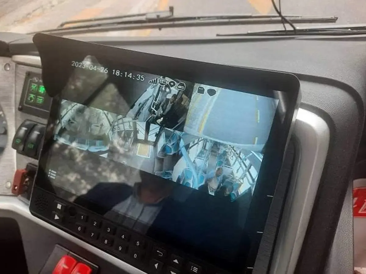 ناوگان اتوبوسرانی منطقه 2 به  سیستم تکنولوژیک تجهیز شد