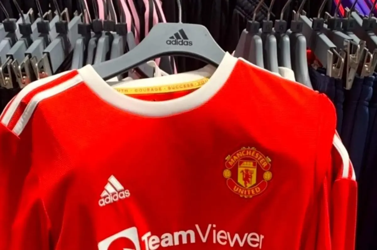 ببینید | پیراهن منچستریونایتد برای فصل جدید رونمایی شد