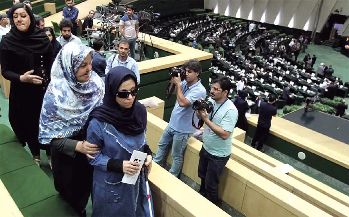 مصوبه مجلس بساط اسیدپاشی راجمع نمی‌کند!