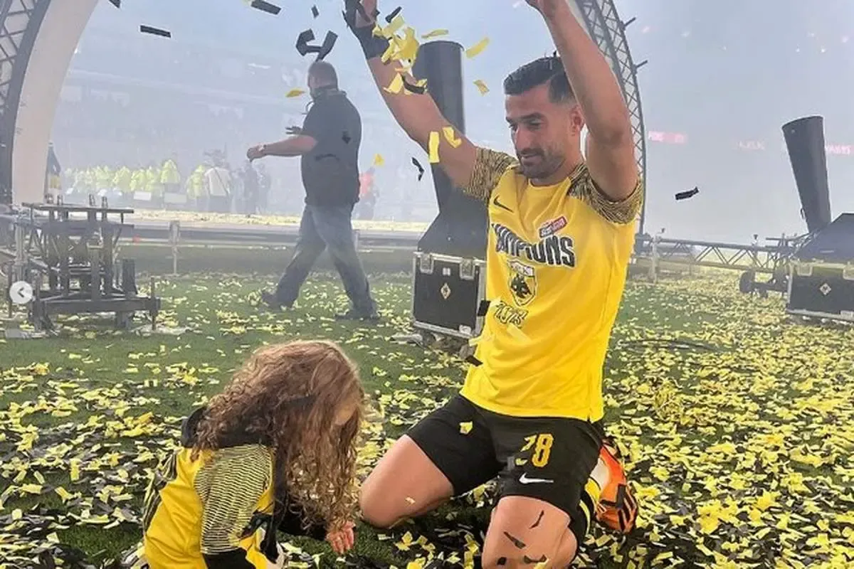 زیباترین صحنه قهرمانی در یونان با حضور حاج صفی