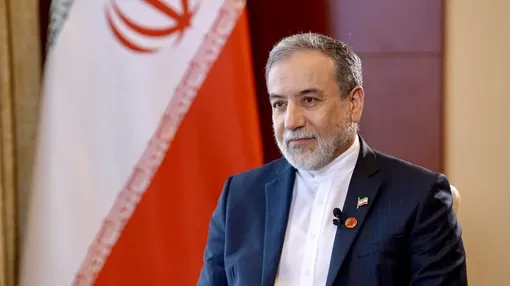 پرونده هسته ای از شمخانی به لاریجانی رسید