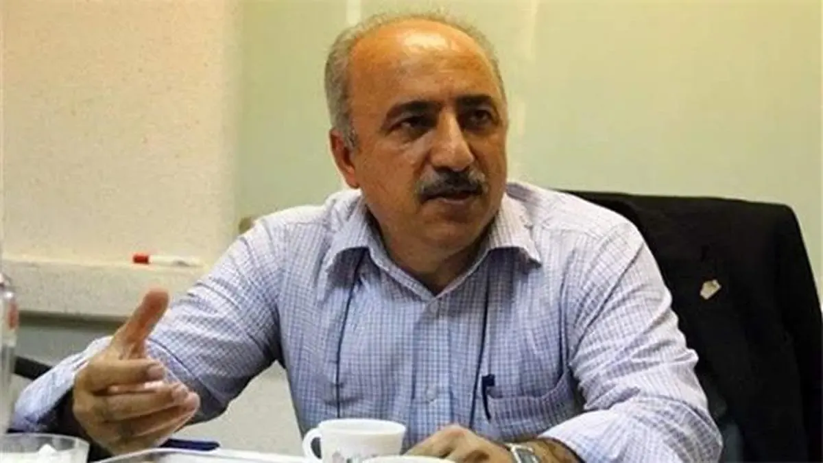 کاندیداهای ریاست‌جمهوری خودشان می‌دانند که وعده‌هایشان عملیاتی نمی‌شود/ آنقدر نان‌خور به بودجه کشور اضافه کرده‌اند که بخش قابل توجهی از درآمدهای نفتی و مالیات‌ها را می‌بلعند/ رأی جمع کردن با یارانه توهین به مردم است