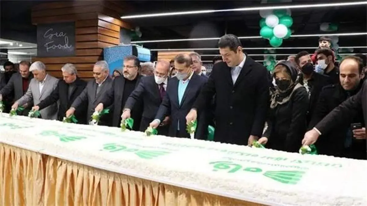 افق اکباتان، یک فروشگاه درخشان در غرب پایتخت