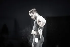 رستمی: انوشیروانی گفت از ایران برو!