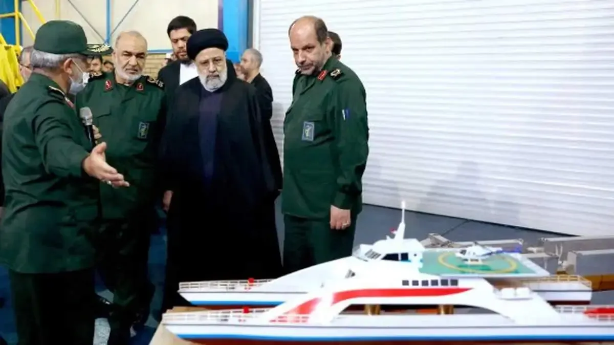 بازدید رئیس جمهور از دستاوردهای  دانشگاه امام حسین(ع)